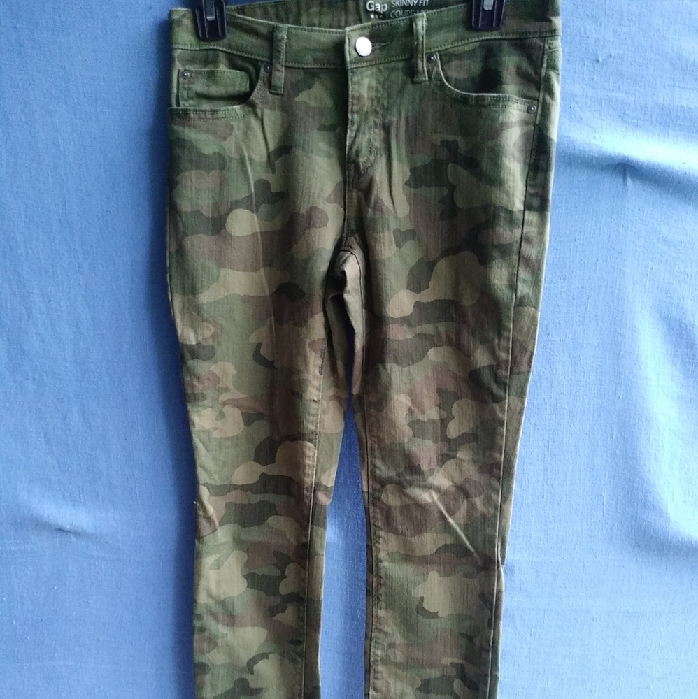 Gap Women's Size 4 Camouflage Skinny Jeans Y1